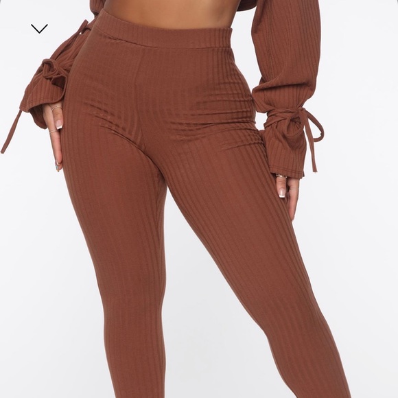 *SOLD* Fashion nova set - Picture 4 of 4